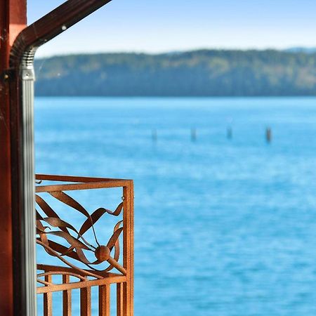Salishan Tree House Suite Cowichan Bay Exterior photo