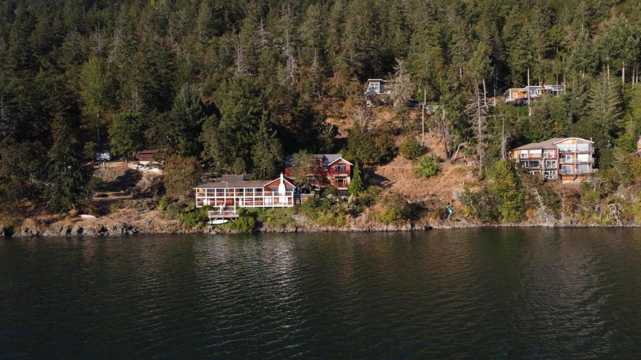 Salishan Tree House Suite Cowichan Bay Exterior photo