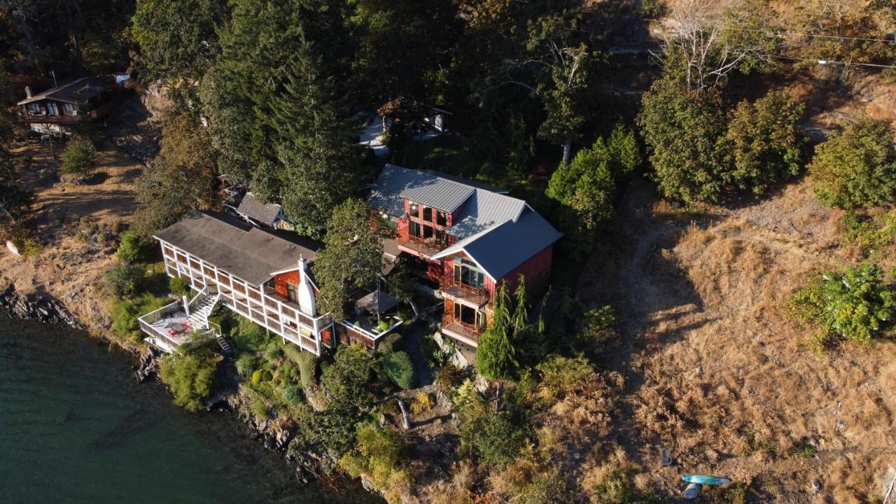 Salishan Tree House Suite Cowichan Bay Exterior photo